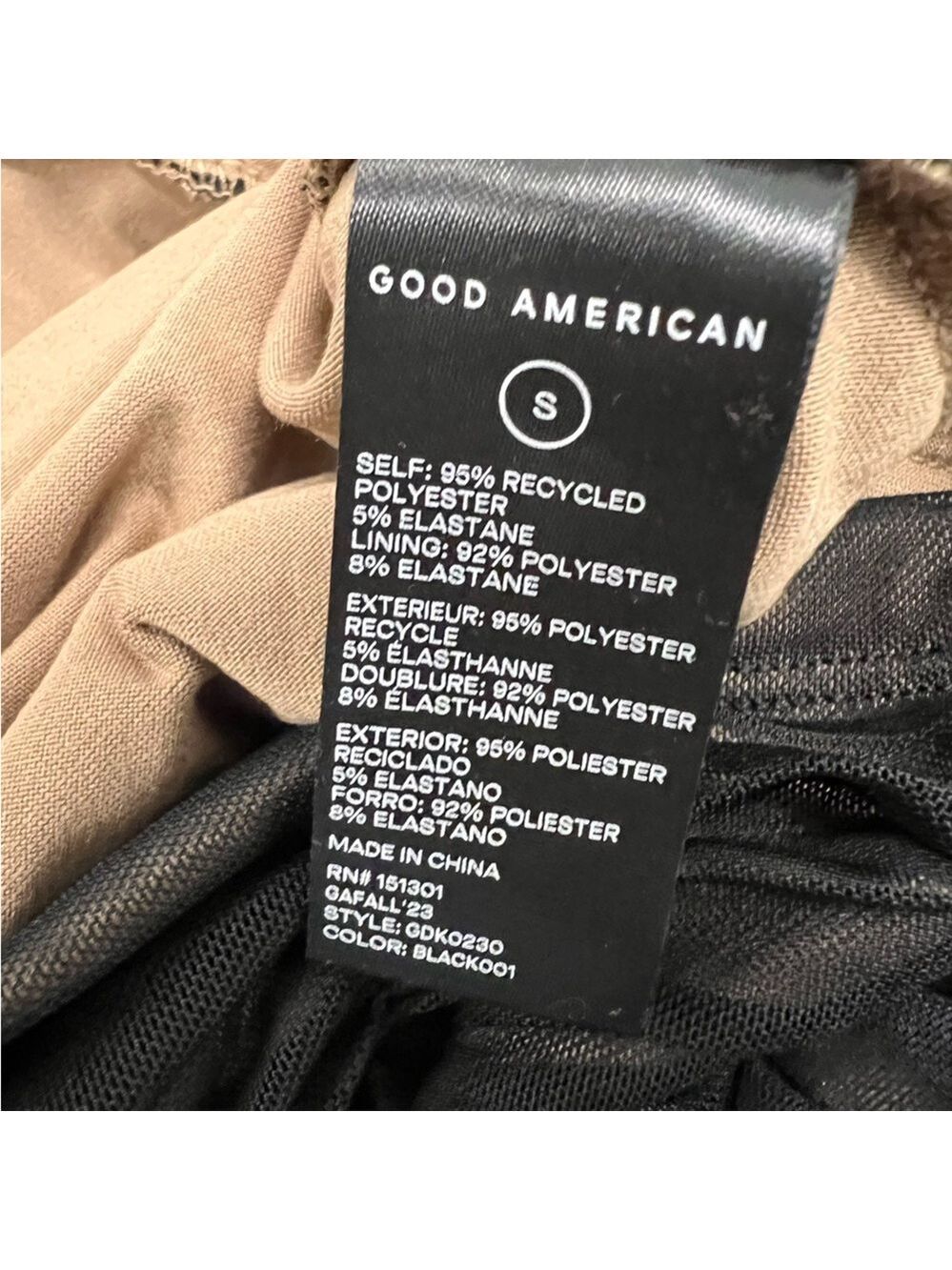 NWT $129 GOOD AMERICAN
Ruched Off-shoulder Mini Dress in Mesh -Small - Picture 10 of 13